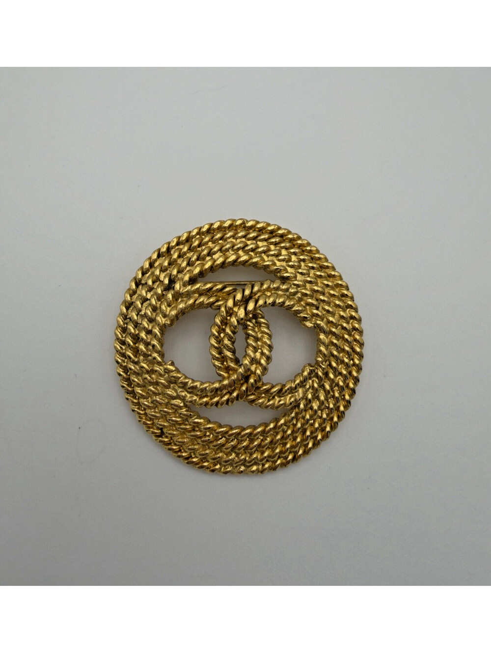 Authentic Chanel Vintage Coco CC Logo Circle Gold Plated Rope Large Brooch Pin